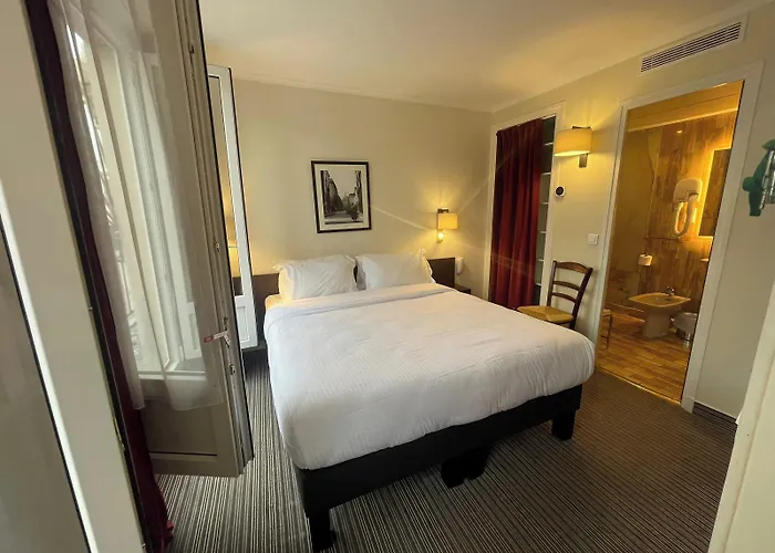 Hotel Du College De France 3*